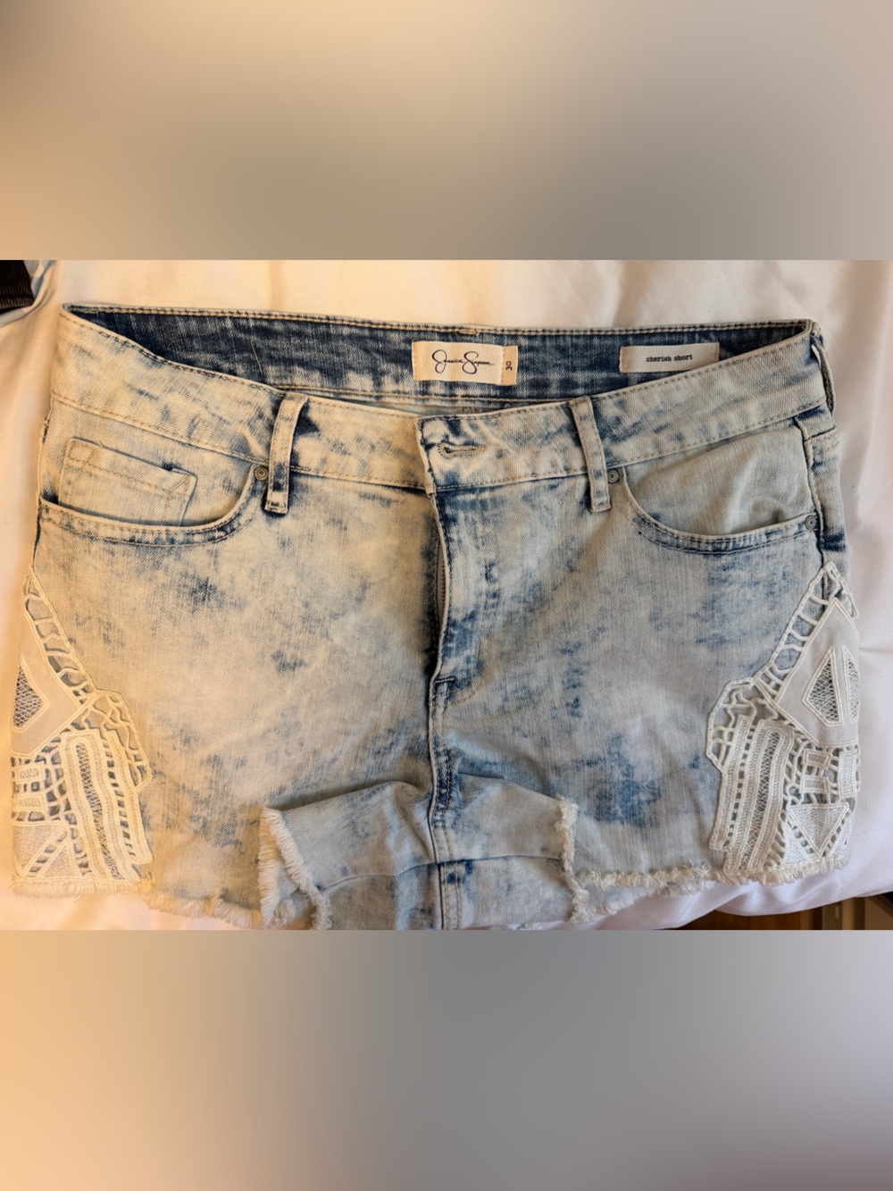 Jessica Simpson Light Blue Tie-Dye Lace-Trim Cropped Jeans